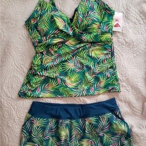 Lands End 2 pc Swim top and lined skirt. 14D cup 14 skirt